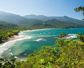 Imagem de um dia bonito e ensolarado em São Sebastião