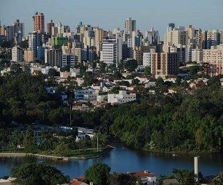 ônibus saindo da Rodoviária de Osasco para Londrina